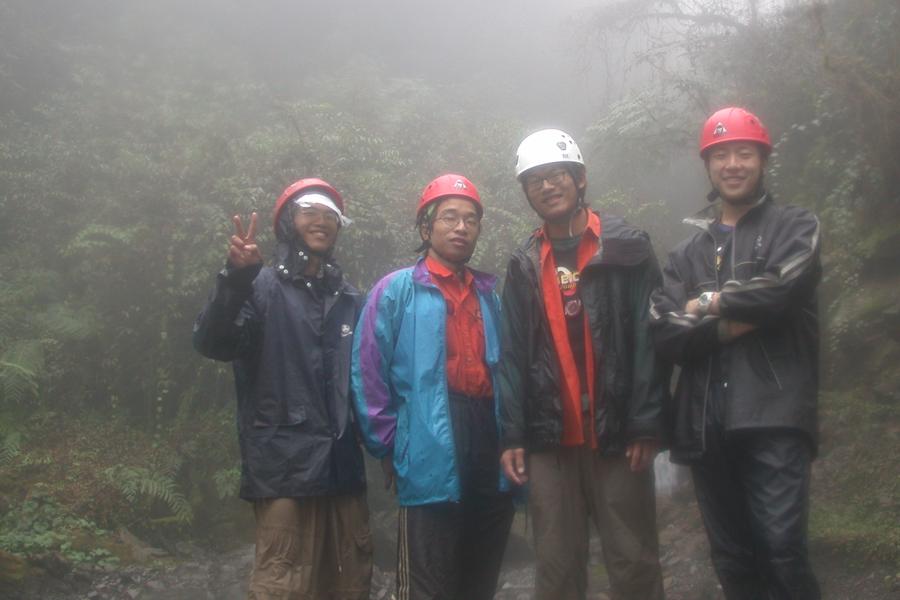 加納富溪有山羊