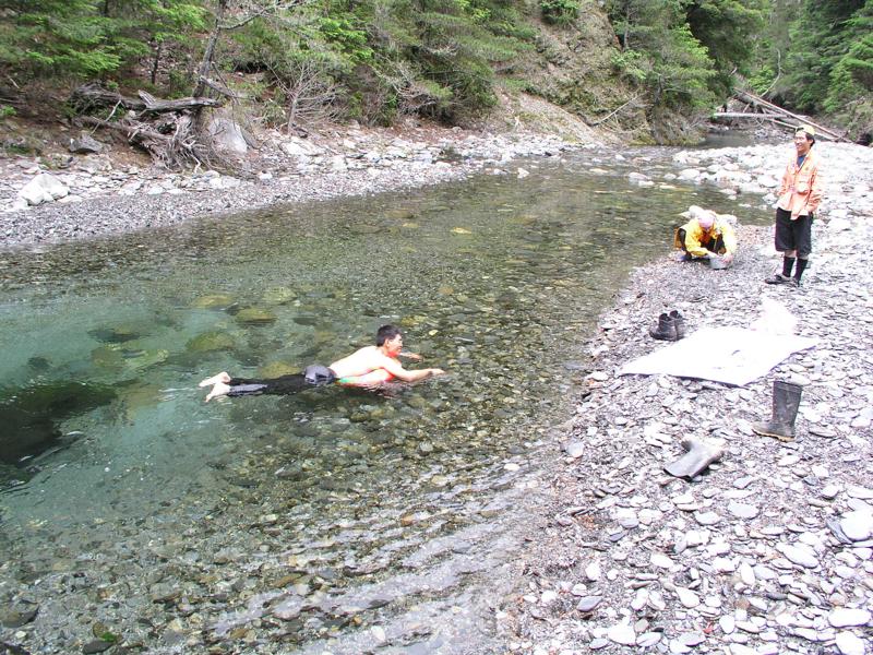 OLYMPUS DIGITAL CAMERA         