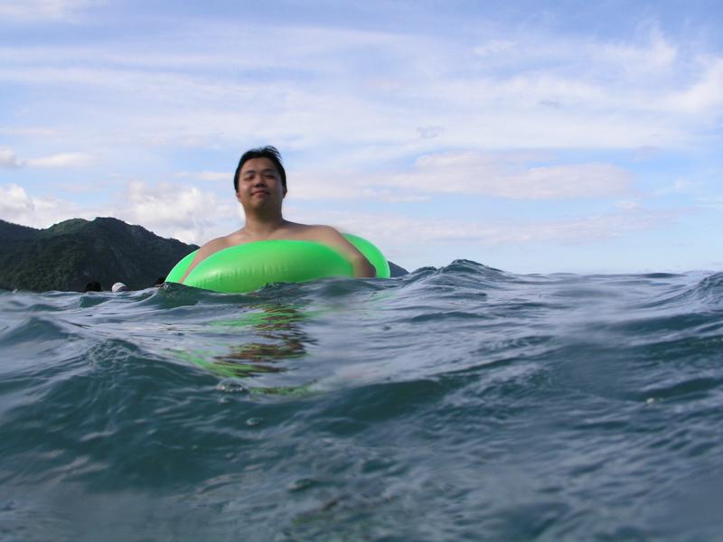 OLYMPUS DIGITAL CAMERA         