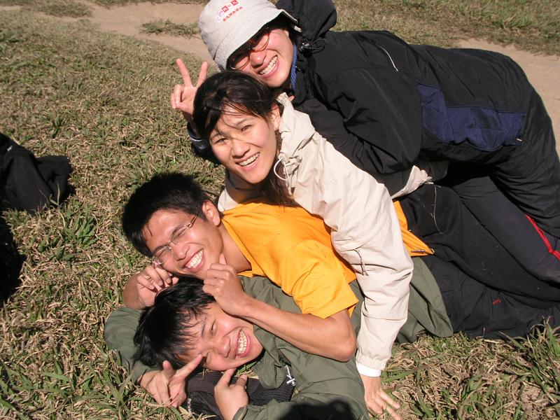 OLYMPUS DIGITAL CAMERA         