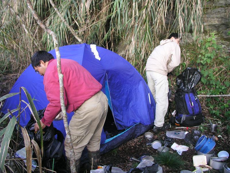 OLYMPUS DIGITAL CAMERA         