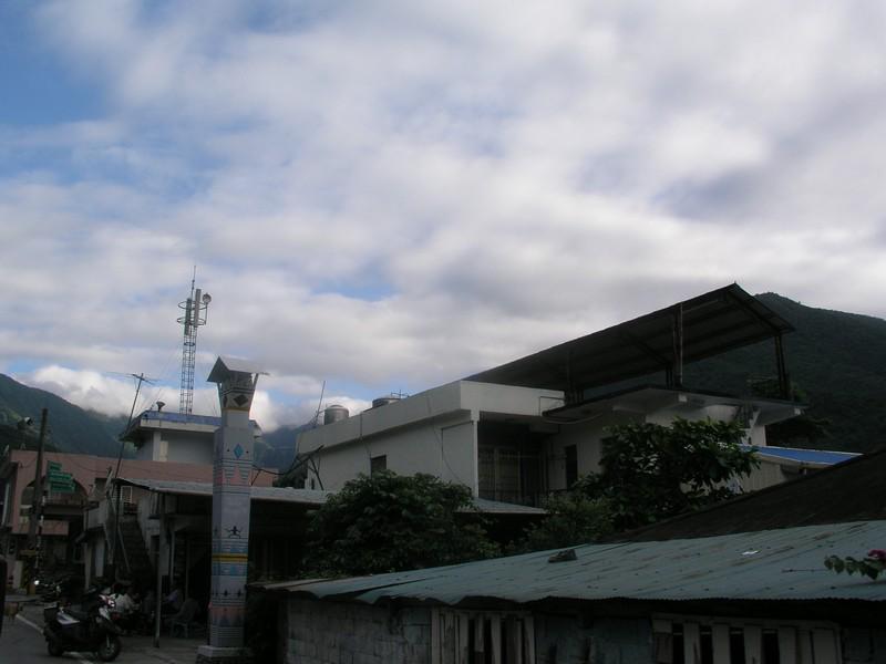 OLYMPUS DIGITAL CAMERA         