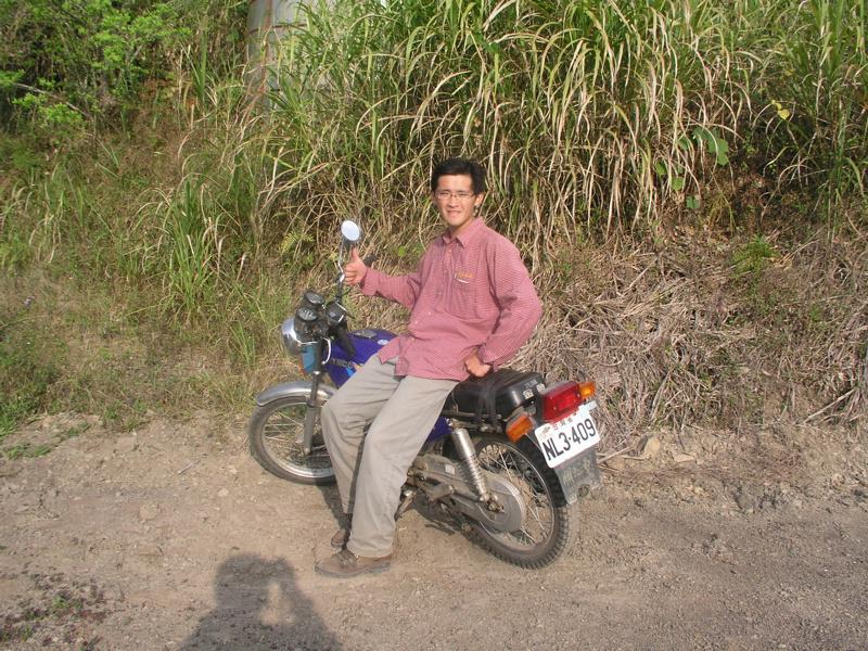 OLYMPUS DIGITAL CAMERA         